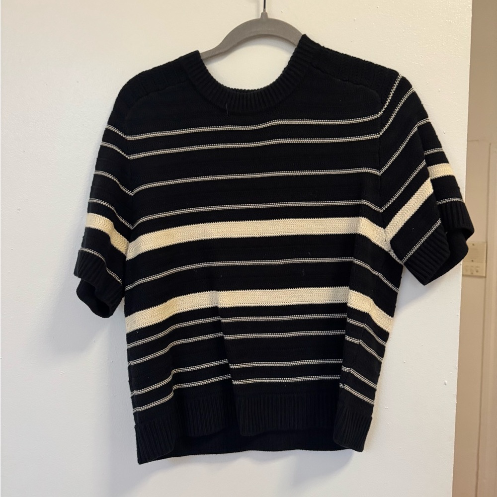 Abercrombie & Fitch Black and Cream Striped Short-Sleeve Crew Sweater